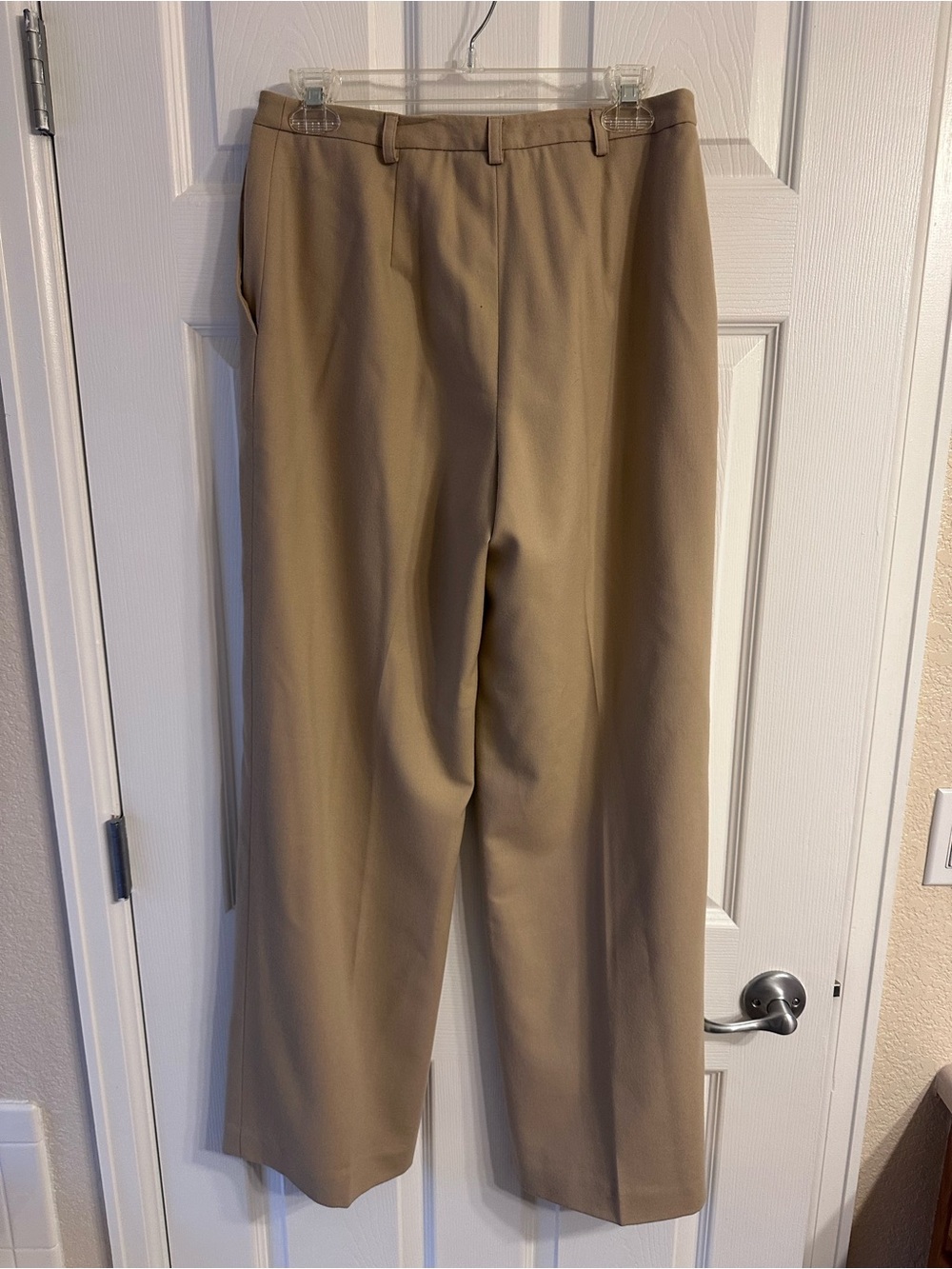 Ann Taylor Women’s Khaki Straight-Leg Chinos — Beige